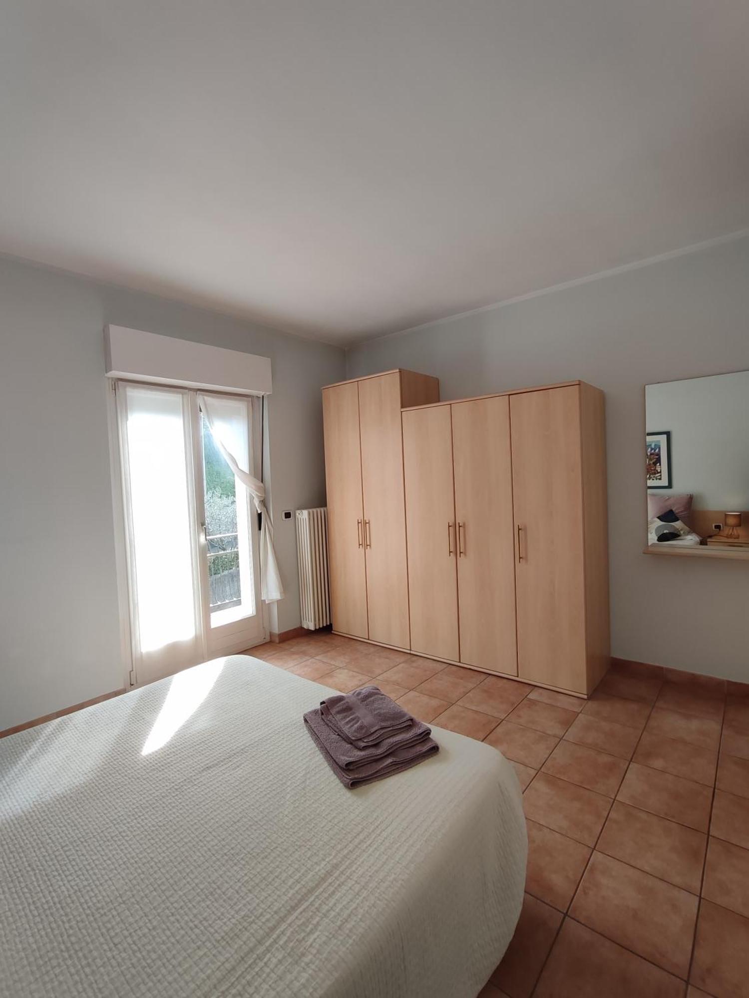 Appartamenti Miralago Pastrengo Esterno foto
