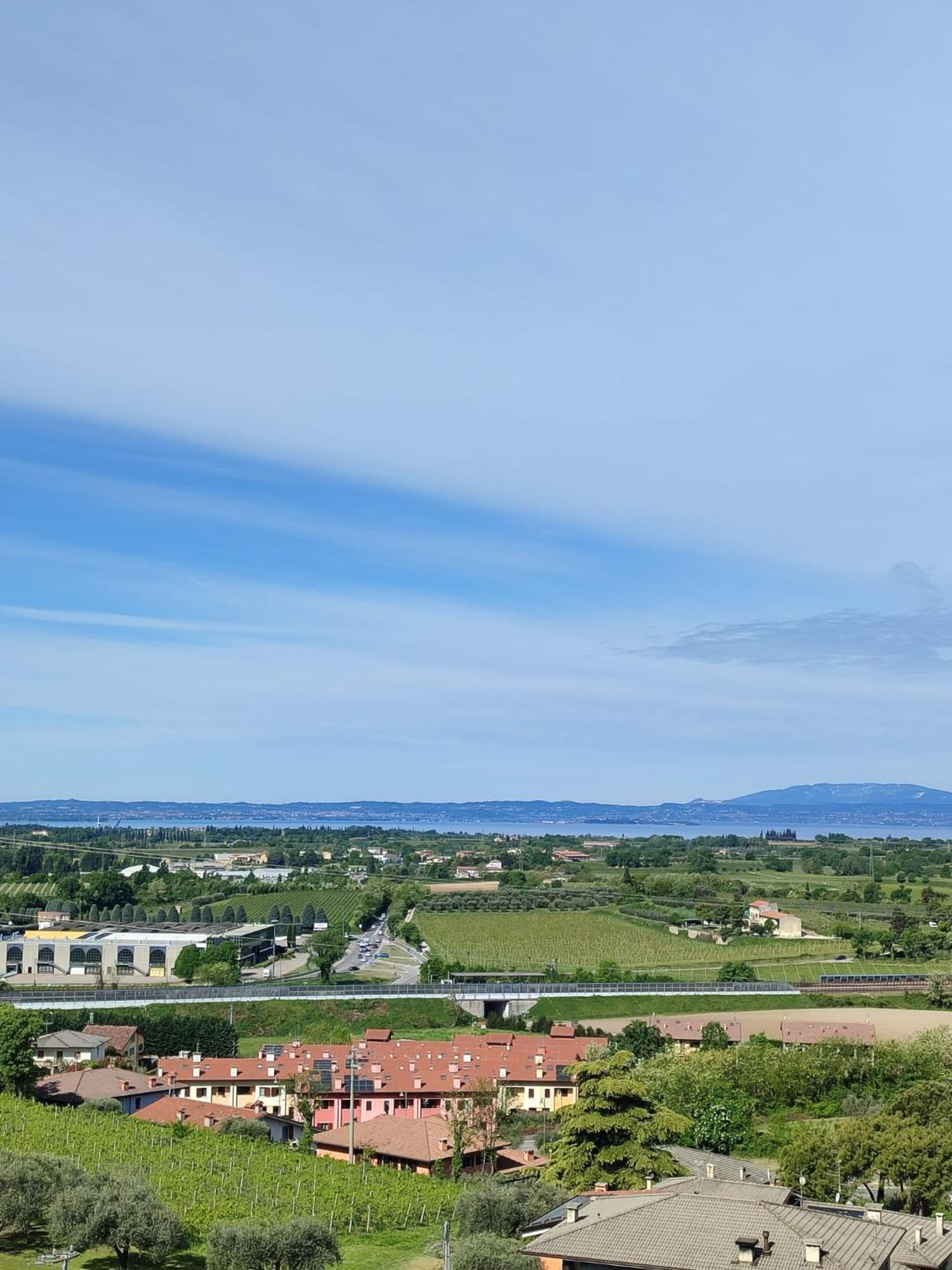 Appartamenti Miralago Pastrengo Esterno foto