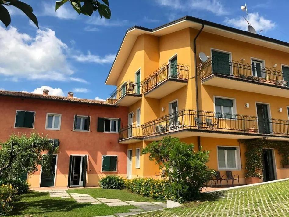 Appartamenti Miralago Pastrengo Esterno foto