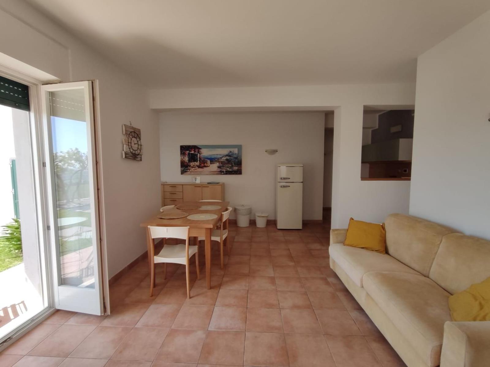 Appartamenti Miralago Pastrengo Esterno foto