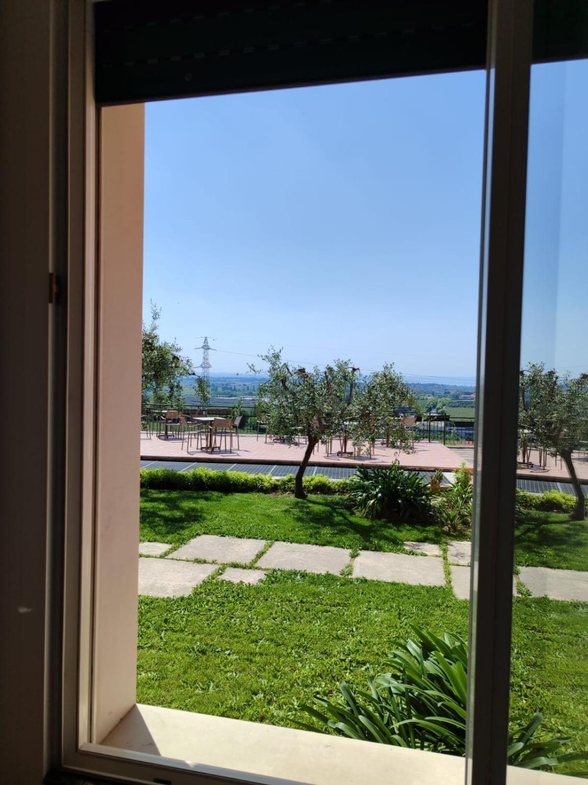 Appartamenti Miralago Pastrengo Esterno foto